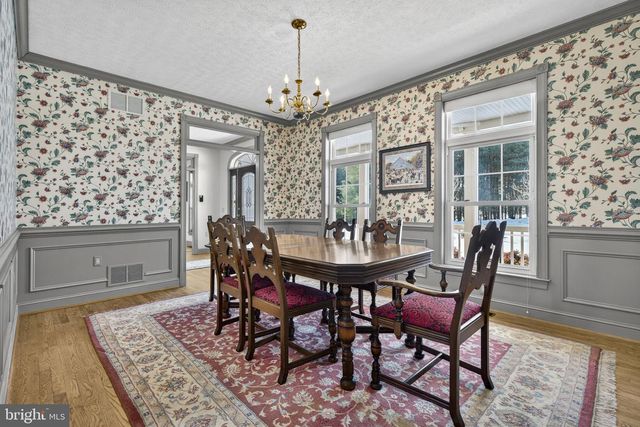 256 CLIFFSIDE DR, Edinburg, VA 22824