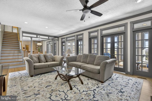 256 CLIFFSIDE DR, Edinburg, VA 22824