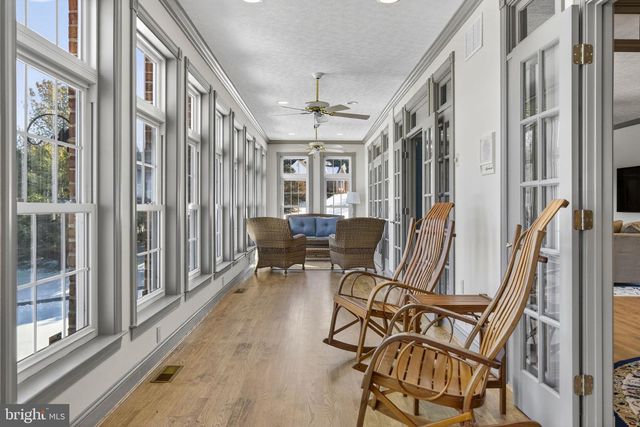 256 CLIFFSIDE DR, Edinburg, VA 22824