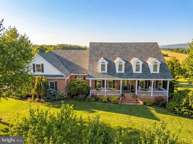 256 CLIFFSIDE DR, Edinburg, VA 22824