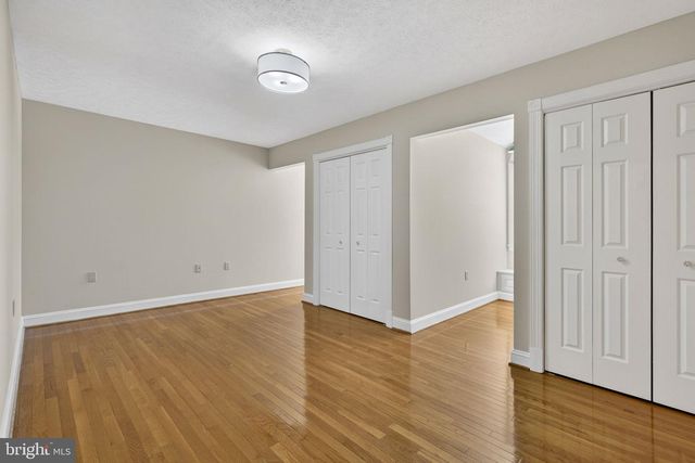 256 CLIFFSIDE DR, Edinburg, VA 22824