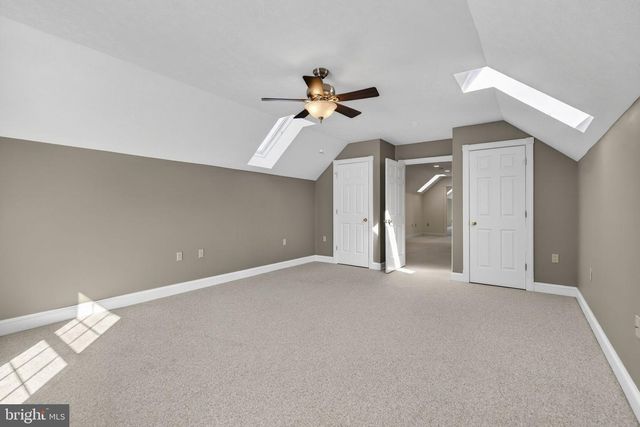 256 CLIFFSIDE DR, Edinburg, VA 22824