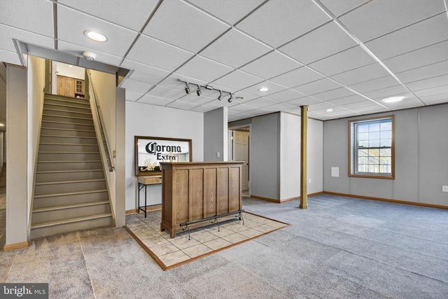 256 CLIFFSIDE DR, Edinburg, VA 22824