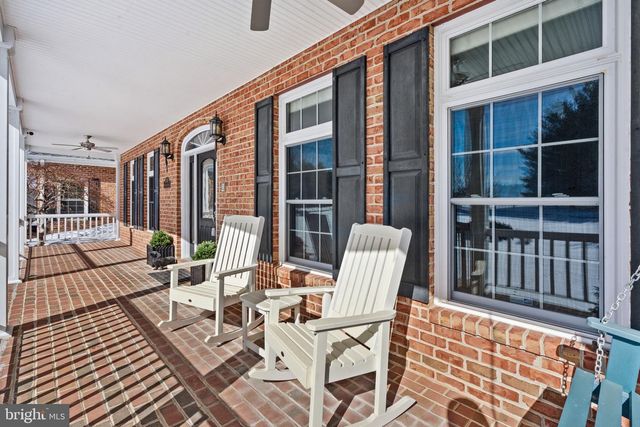 256 CLIFFSIDE DR, Edinburg, VA 22824