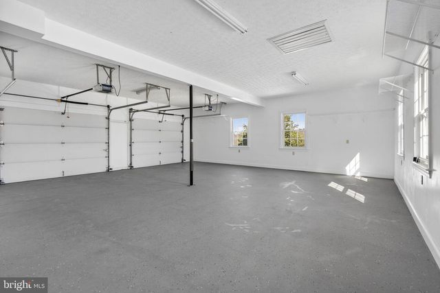 256 CLIFFSIDE DR, Edinburg, VA 22824