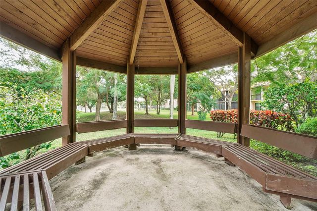 2289 SW 15th Street 132, Deerfield Beach, FL 33442