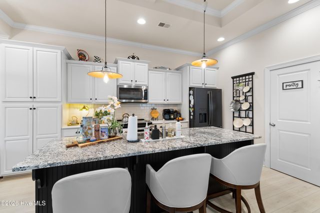 4305 Shelter Cove SE, Southport, NC 28461