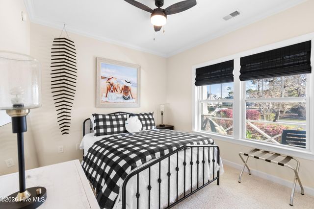 4305 Shelter Cove SE, Southport, NC 28461