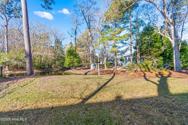 4305 Shelter Cove SE, Southport, NC 28461