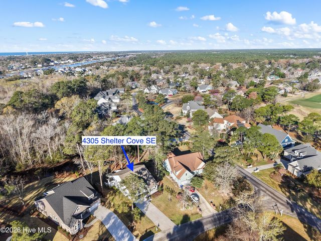 4305 Shelter Cove SE, Southport, NC 28461