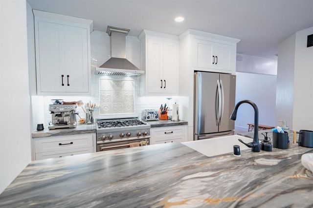 3635 Kite, San Diego, CA 92103