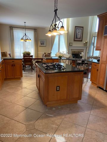 9 Inverness Court, C0320, Holmdel, NJ 07733