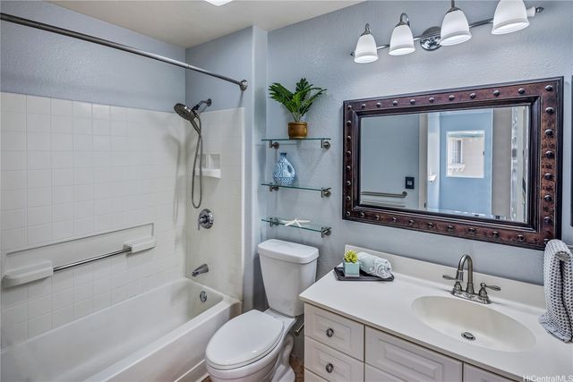 94-1037 Pumaia Place, Waipahu, HI 96797