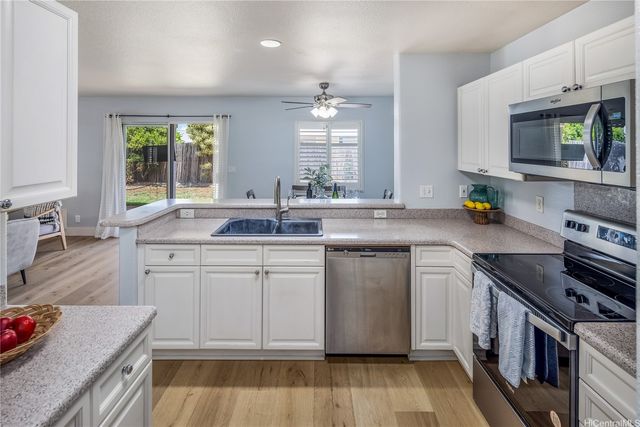 94-1037 Pumaia Place, Waipahu, HI 96797