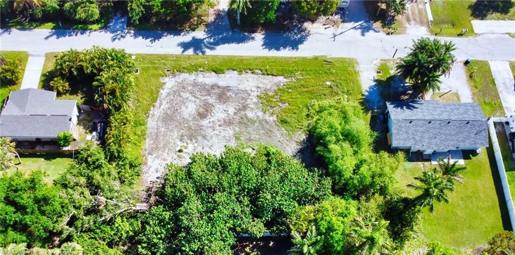 58 Cabana AVE, NORTH FORT MYERS, FL 33903 — photo 2