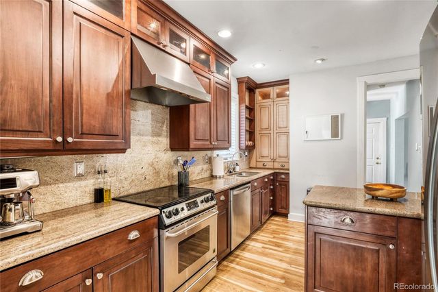 1115 S Emerson Street, Denver, CO 80210