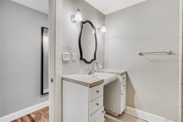 1115 S Emerson Street, Denver, CO 80210