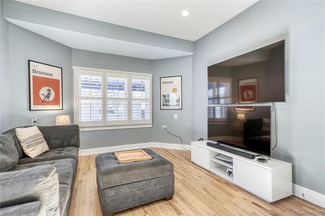 1115 S Emerson Street, Denver, CO 80210