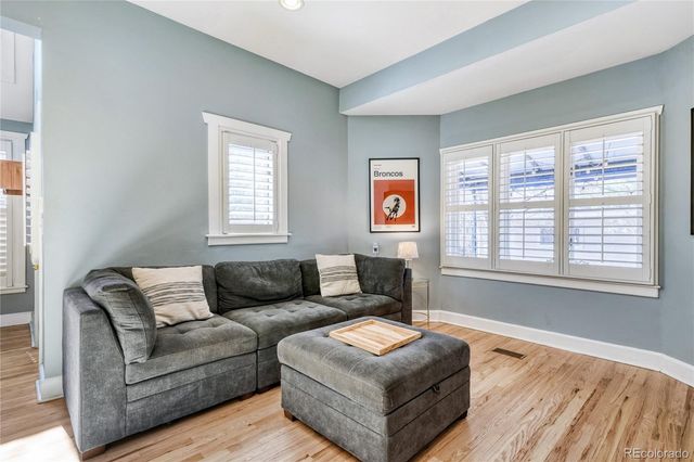 1115 S Emerson Street, Denver, CO 80210