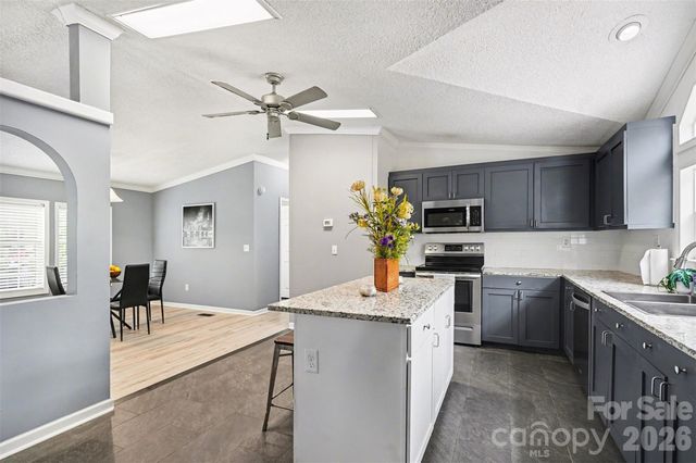 8836 Summerhill Drive, Waxhaw, NC 28173