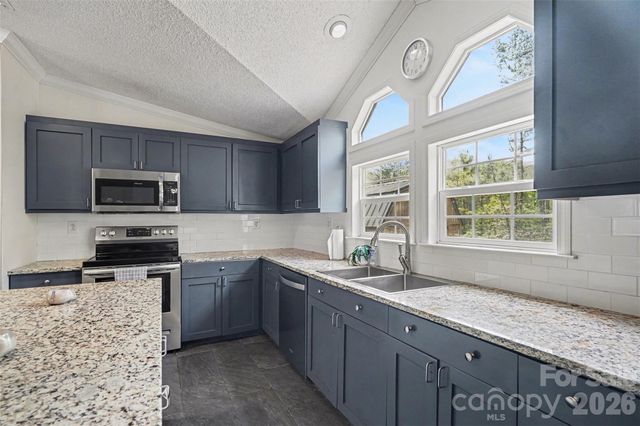 8836 Summerhill Drive, Waxhaw, NC 28173