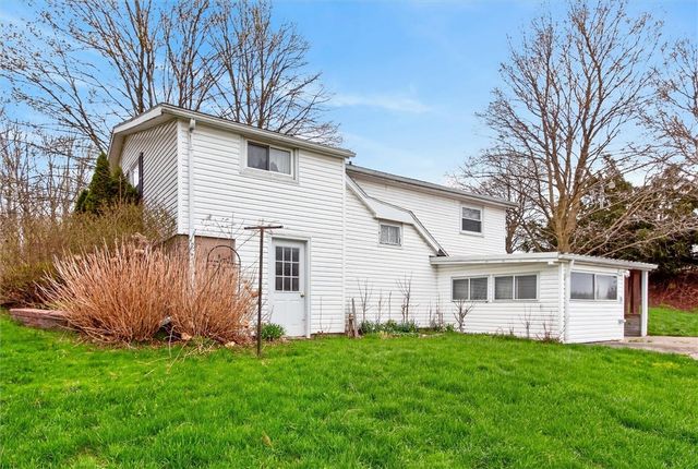 1920 Maple Street Road, Lyons, NY 14489