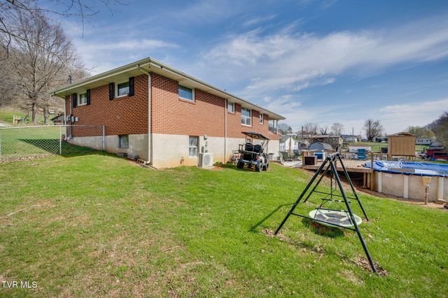 530 East Carters Valley Road, Gate City, VA 24251