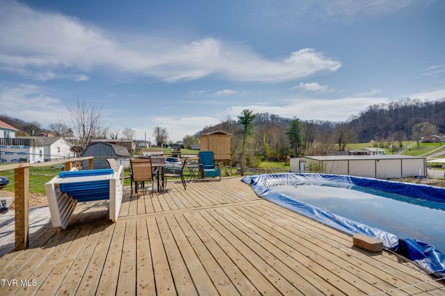 530 East Carters Valley Road, Gate City, VA 24251