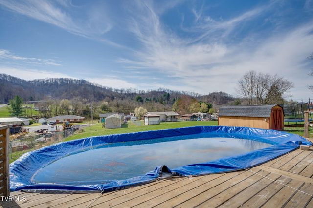 530 East Carters Valley Road, Gate City, VA 24251