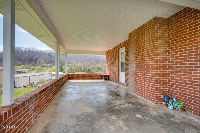 530 East Carters Valley Road, Gate City, VA 24251