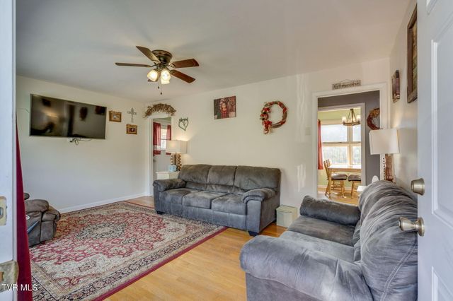 530 East Carters Valley Road, Gate City, VA 24251