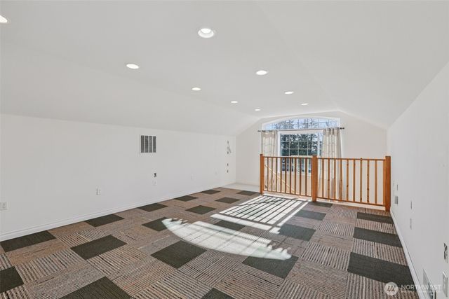 20728 SE 119th Street, Issaquah, WA 98027