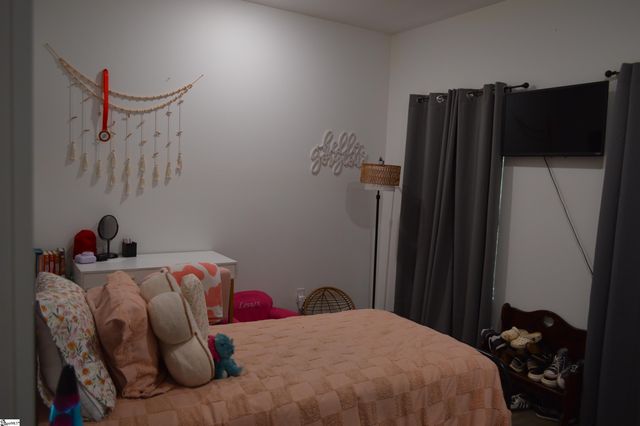 126 Woodshire Drive, Boiling Springs, SC 29316