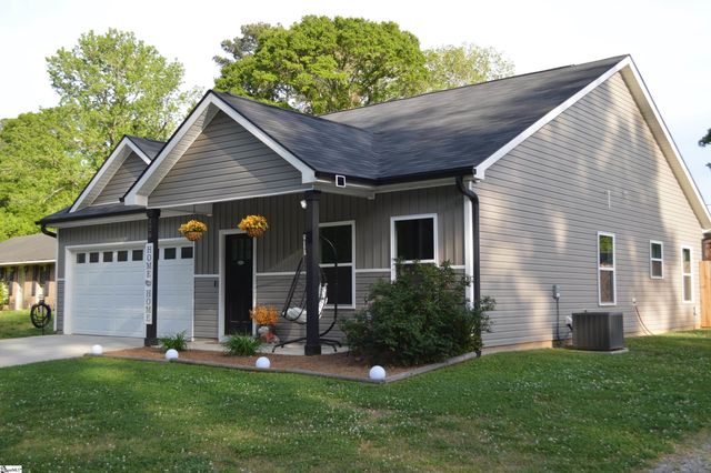 126 Woodshire Drive, Boiling Springs, SC 29316