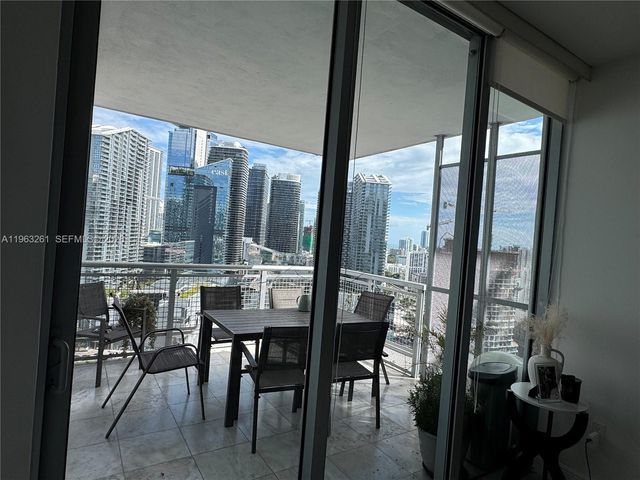 350 S Miami Ave 3006, Miami, FL 33130