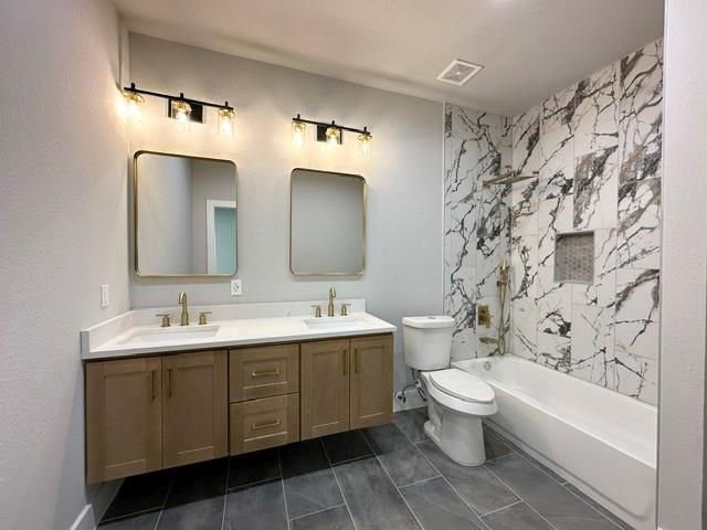 2444 Carmel Street A, Houston, TX 77091