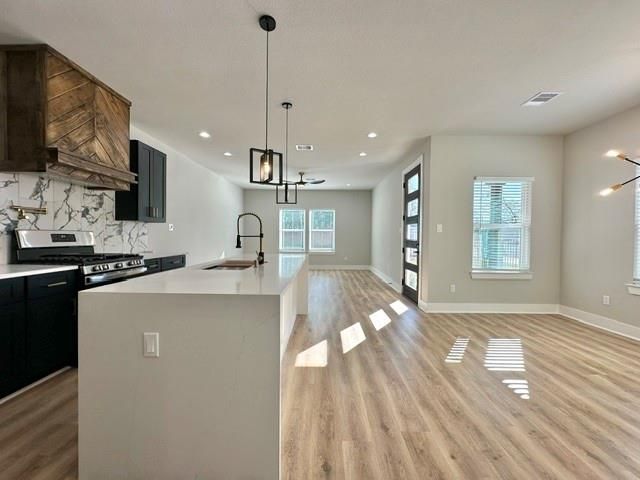 2444 Carmel Street A, Houston, TX 77091