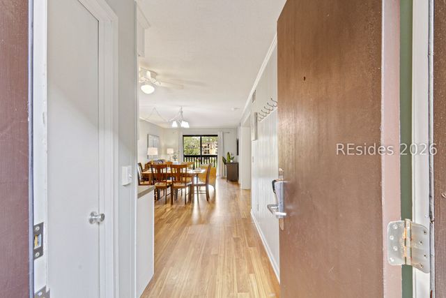 40 Folly Field Rd Apt G15, Hilton Head Island, SC 29928