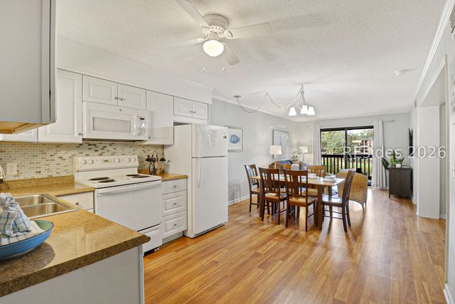 40 Folly Field Rd Apt G15, Hilton Head Island, SC 29928