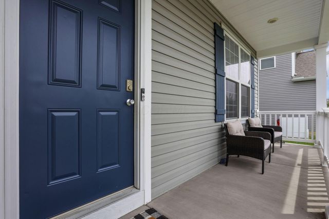 182 Old Bay Drive, Pataskala, OH 43062