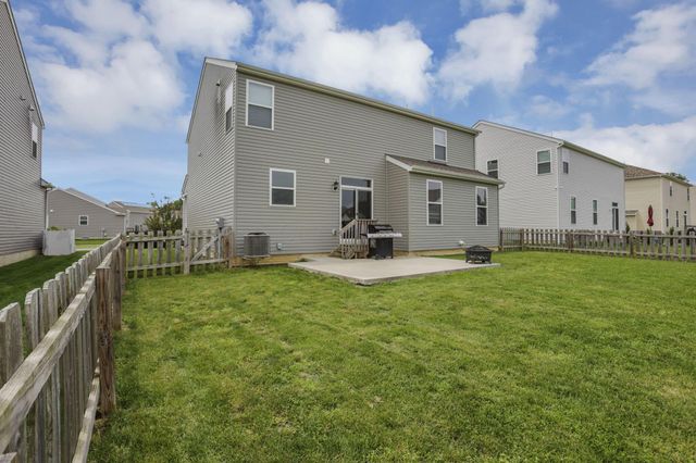 182 Old Bay Drive, Pataskala, OH 43062