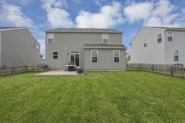 182 Old Bay Drive, Pataskala, OH 43062