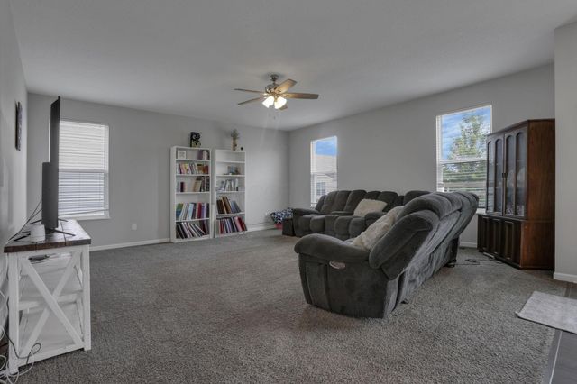 182 Old Bay Drive, Pataskala, OH 43062