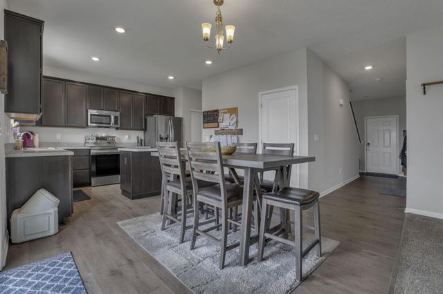 182 Old Bay Drive, Pataskala, OH 43062