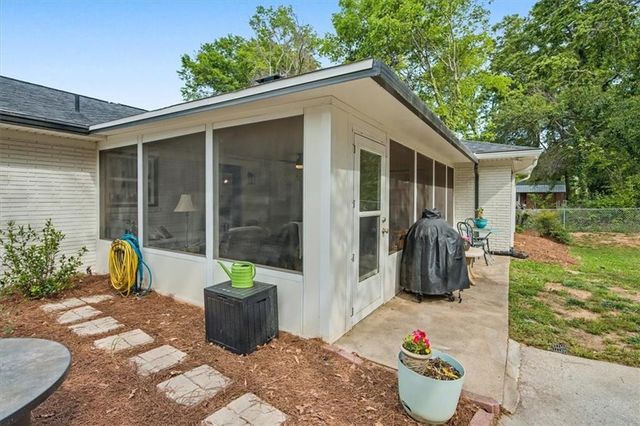 4003 Lafayette Drive, Powder Springs, GA 30127