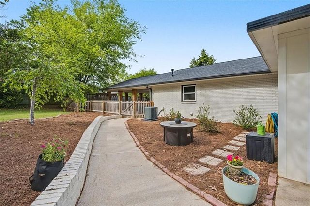 4003 Lafayette Drive, Powder Springs, GA 30127