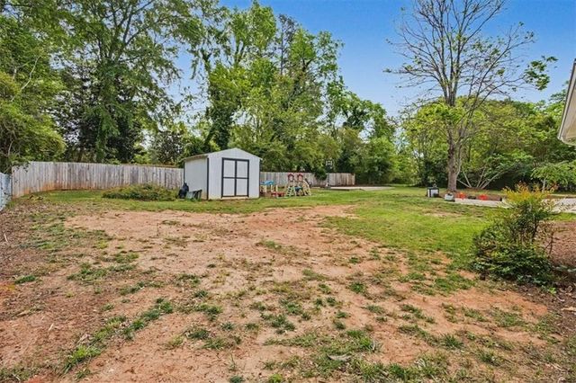 4003 Lafayette Drive, Powder Springs, GA 30127