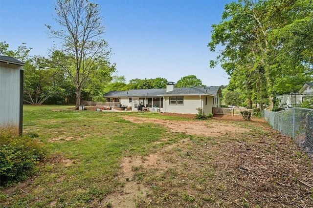 4003 Lafayette Drive, Powder Springs, GA 30127