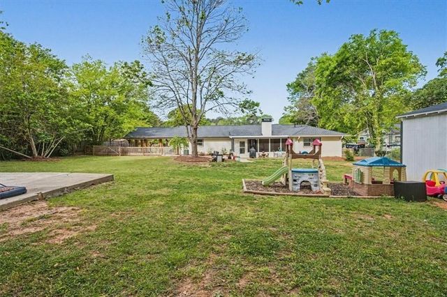 4003 Lafayette Drive, Powder Springs, GA 30127