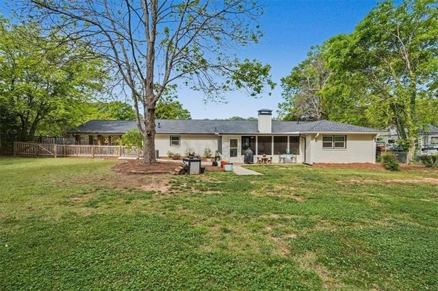 4003 Lafayette Drive, Powder Springs, GA 30127